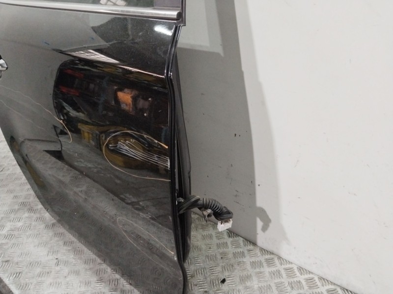 Recambio de puerta trasera derecha para kia carens iv 1.6 gdi referencia OEM IAM 77004A4000  NEGRO Recambio de puerta trasera derecha para kia carens iv 1.6 gdi referencia OEM IAM 77004A4000  NEGRO