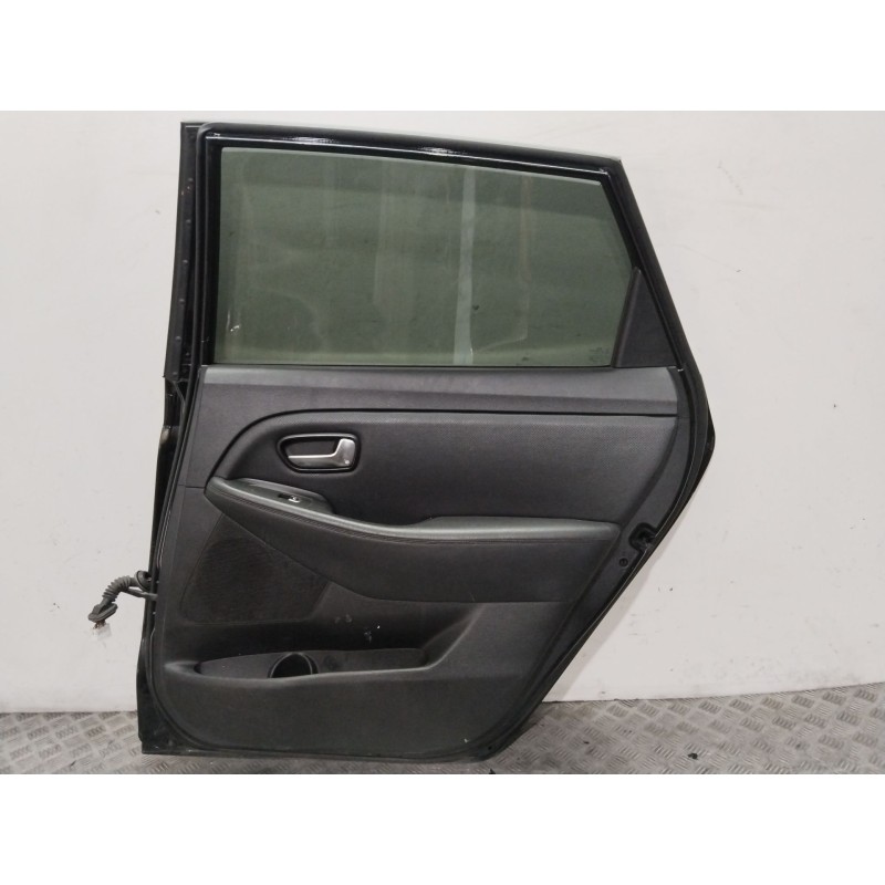 Recambio de puerta trasera derecha para kia carens iv 1.6 gdi referencia OEM IAM 77004A4000  NEGRO Recambio de puerta trasera derecha para kia carens iv 1.6 gdi referencia OEM IAM 77004A4000  NEGRO