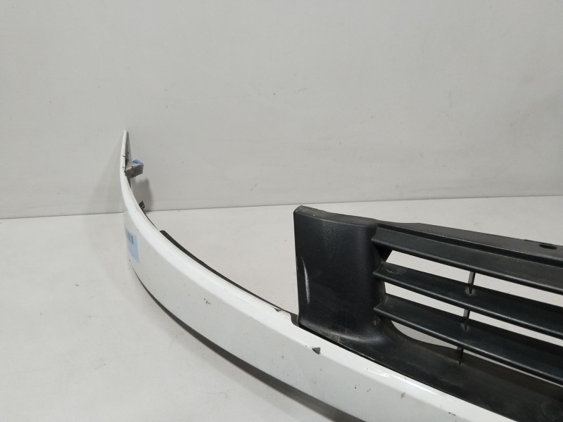 Recambio de rejilla delantera para renault kangoo express (fc0/1_) 1.5 dci (fc1e) referencia OEM IAM 7701062877  