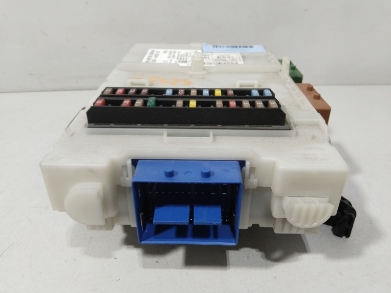 Recambio de caja reles / fusibles para ford s-max (wa6) 2.0 tdci referencia OEM IAM 7G9T14A073CD  