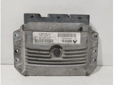 Recambio de centralita motor uce para renault megane ii station wagon (km0/1_) 1.6 referencia OEM IAM 215842882A  
