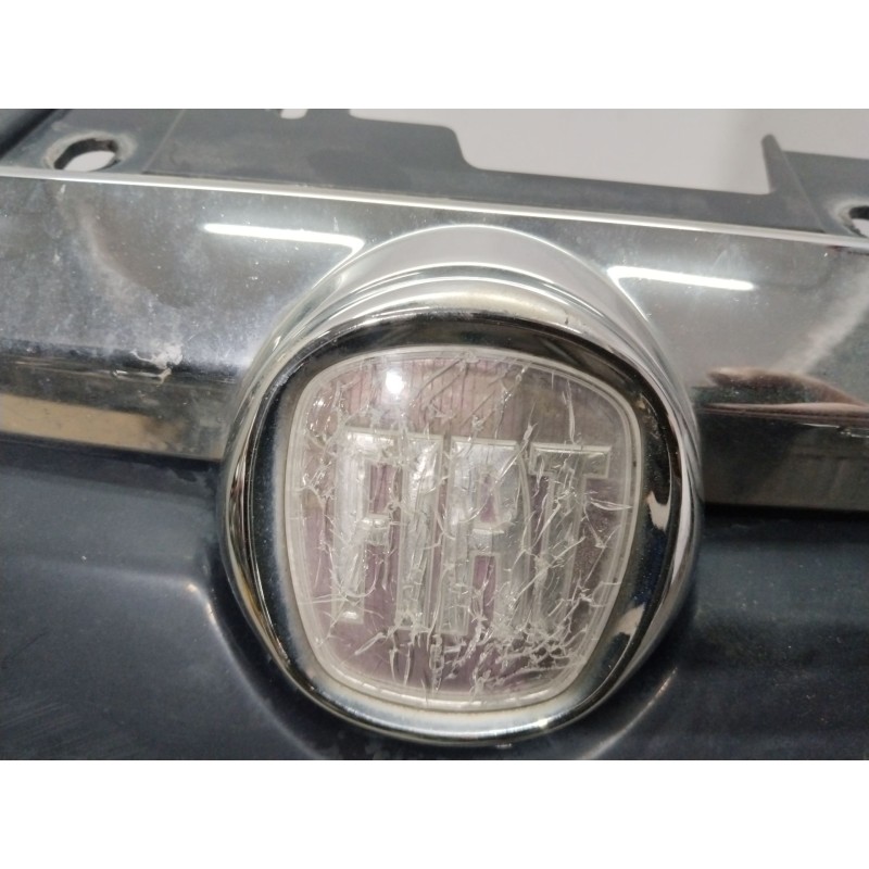 Recambio de paragolpes delantero para fiat punto (199_) 1.2 (199axz1a, 199bxz1a) referencia OEM IAM    Recambio de paragolpes delantero para fiat punto (199_) 1.2 (199axz1a, 199bxz1a) referencia OEM IAM