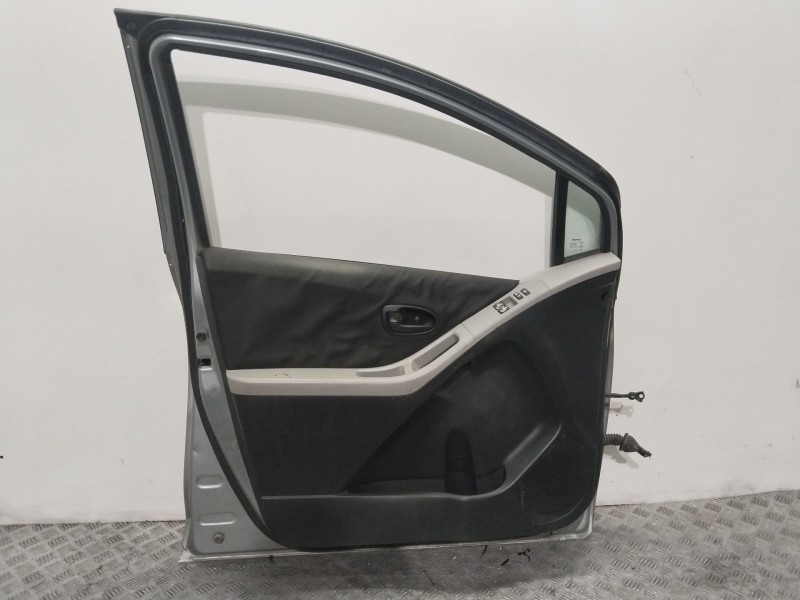 Recambio de puerta delantera izquierda para toyota yaris (_p9_) 1.0 vvt-i (ksp90_) referencia OEM IAM 670020D170  