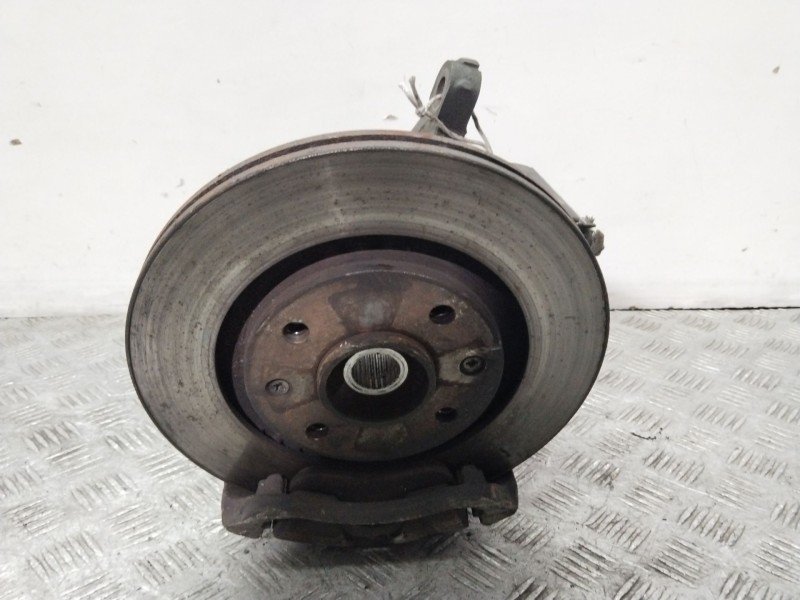 Recambio de mangueta delantera derecha para citroën xsara picasso (n68) 2.0 hdi referencia OEM IAM 364754  