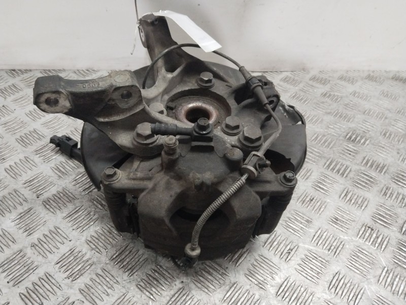 Recambio de mangueta delantera derecha para opel astra j (p10) 1.7 cdti (68) referencia OEM IAM 13319483  