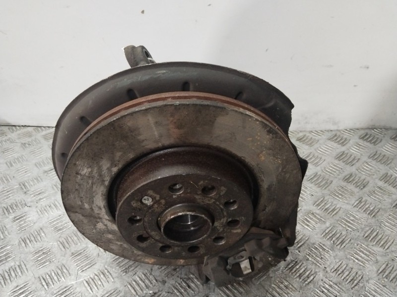 Recambio de mangueta delantera izquierda para seat leon (1p1) 1.9 tdi referencia OEM IAM 1K0407255T  