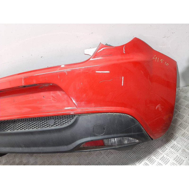PARAGOLPES TRASERO 0051909132 ROJO  - imagen 3
