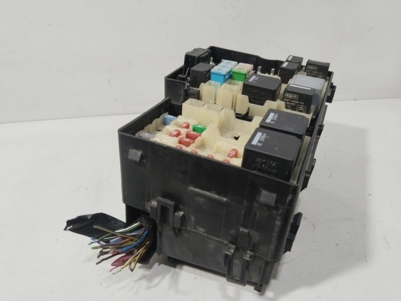 Recambio de caja reles / fusibles para ford focus c-max (dm2) 1.8 referencia OEM IAM 3M5T14A067BC  