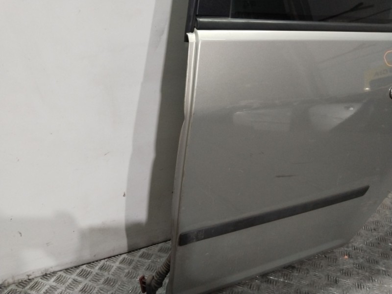 Recambio de puerta trasera izquierda para ford c-max (dm2) 1.6 tdci referencia OEM IAM 1496877  