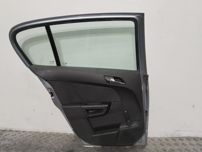 Recambio de puerta trasera izquierda para opel astra h (a04) 1.7 cdti (l48) referencia OEM IAM 94710105  