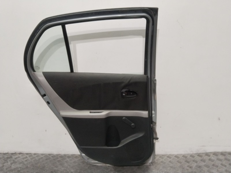 Recambio de puerta trasera izquierda para toyota yaris (_p9_) 1.0 vvt-i (ksp90_) referencia OEM IAM 670040D110  
