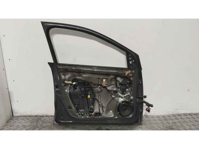 Recambio de puerta delantera izquierda para volkswagen polo v (6r1, 6c1) 1.4 (6r1) referencia OEM IAM 6R3831055J  