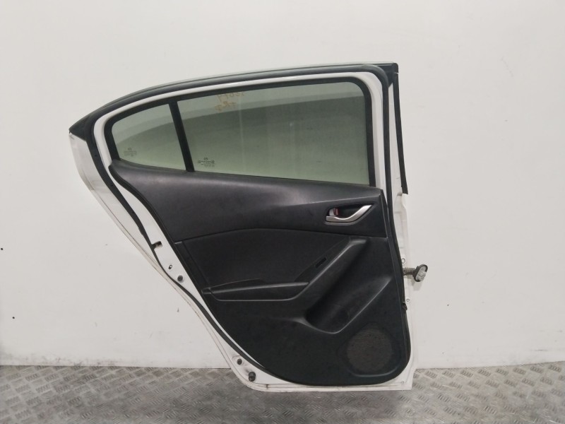 Recambio de puerta trasera izquierda para mazda 3 (bm, bn) 2.2 d referencia OEM IAM BJY07302XF  