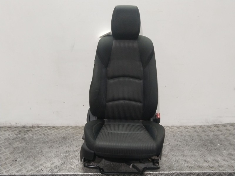 Recambio de asiento delantero derecho para mazda 3 (bm, bn) 2.2 d referencia OEM IAM BJE388680  