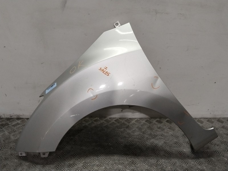 Recambio de aleta delantera izquierda para hyundai i30 (gd) 1.4 crdi referencia OEM IAM 66311A6000  