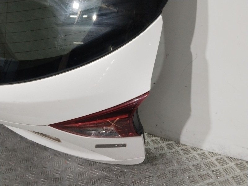 Recambio de porton trasero para mazda 3 (bm, bn) 2.2 d referencia OEM IAM BHY16202XB  