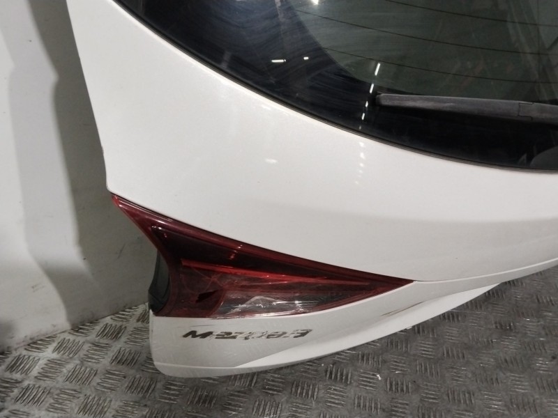 Recambio de porton trasero para mazda 3 (bm, bn) 2.2 d referencia OEM IAM BHY16202XB  