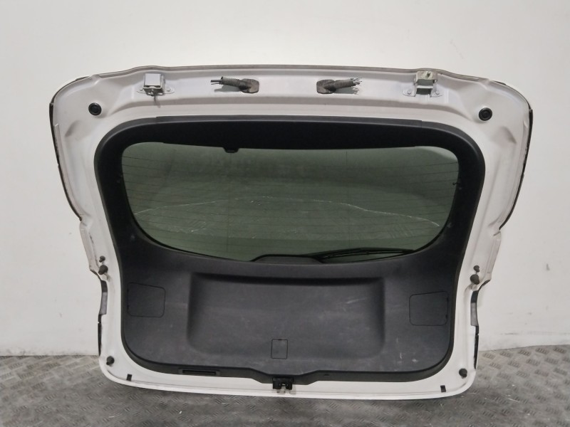 Recambio de porton trasero para mazda 3 (bm, bn) 2.2 d referencia OEM IAM BHY16202XB  
