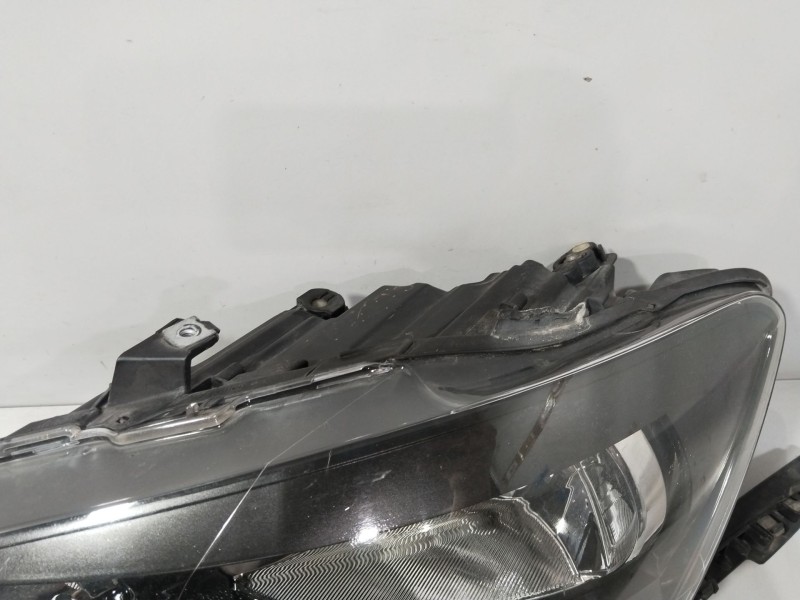 Recambio de faro izquierdo para volkswagen polo v (6r1, 6c1) 1.4 (6r1) referencia OEM IAM 6R1941015C  