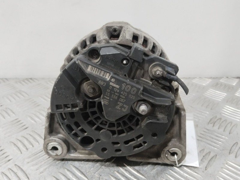 Recambio de alternador para opel astra h gtc (a04) 1.6 (l08) referencia OEM IAM 55556067  