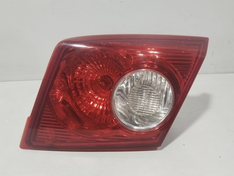 Recambio de piloto porton trasero derecho para chevrolet lacetti (j200) 2.0 d referencia OEM IAM 96551216  