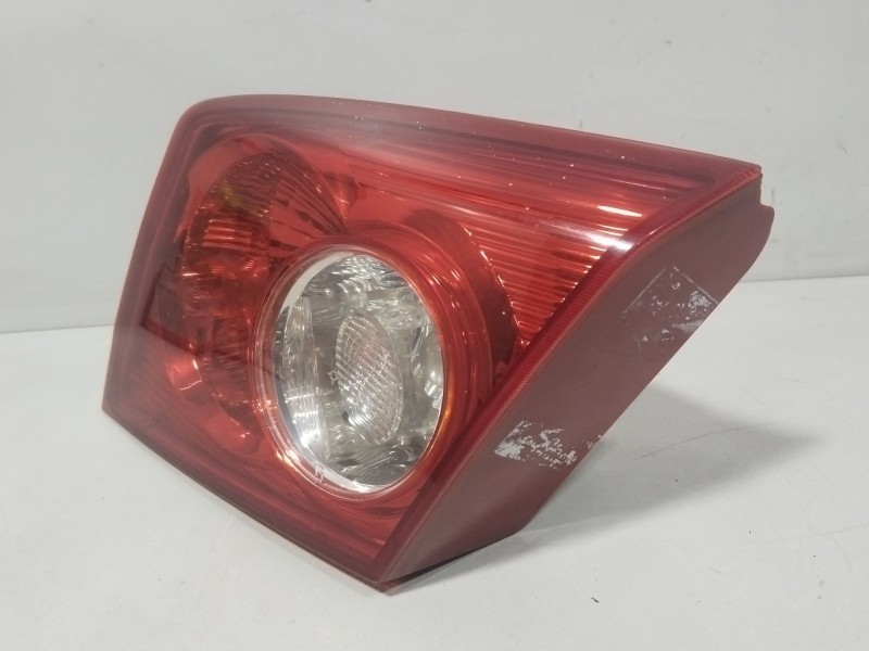 Recambio de piloto porton trasero derecho para chevrolet lacetti (j200) 2.0 d referencia OEM IAM 96551216  