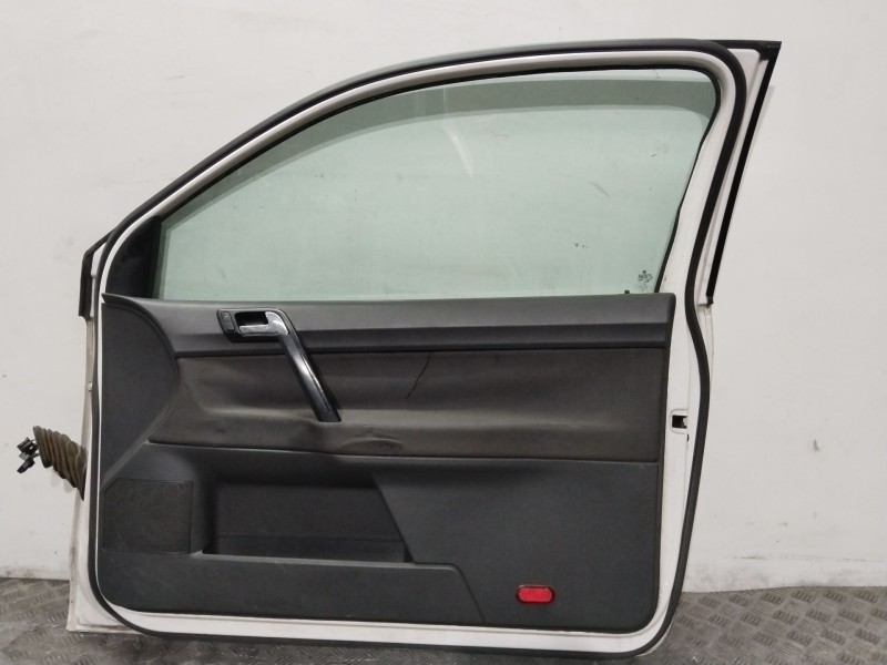 Recambio de puerta delantera derecha para volkswagen polo iv (9n_, 9a_) 1.4 tdi referencia OEM IAM 6Q3831056K  