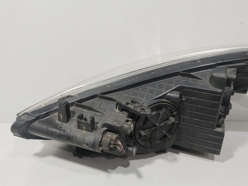 Recambio de faro derecho para hyundai i30 (gd) 1.4 crdi referencia OEM IAM 92102A6000  