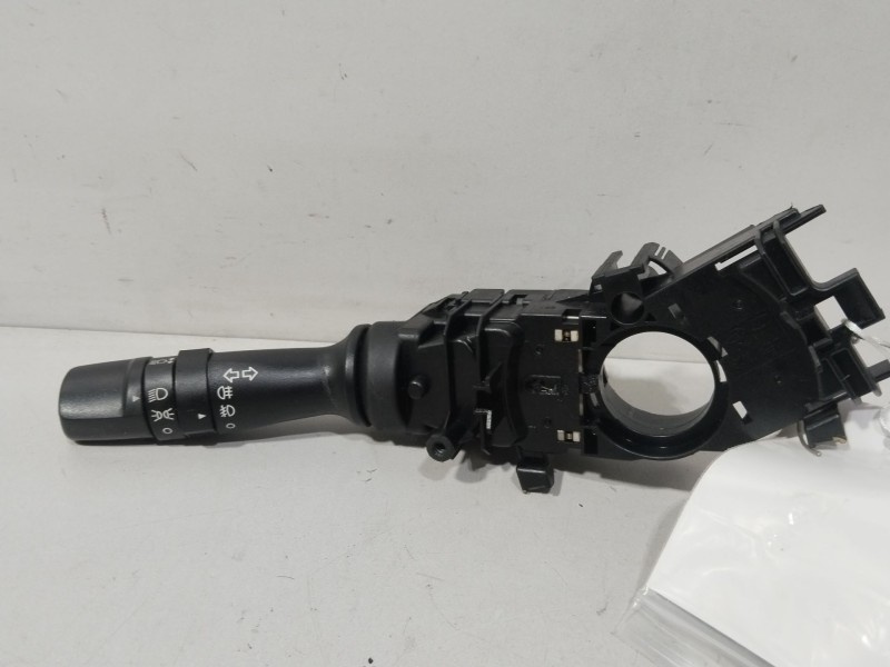 Recambio de mando luces para hyundai i30 (gd) 1.4 crdi referencia OEM IAM 934101M630  