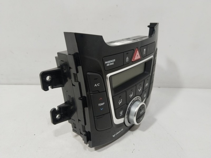 Recambio de mando calefaccion / aire acondicionado para hyundai i30 (gd) 1.4 crdi referencia OEM IAM 97250A6520  