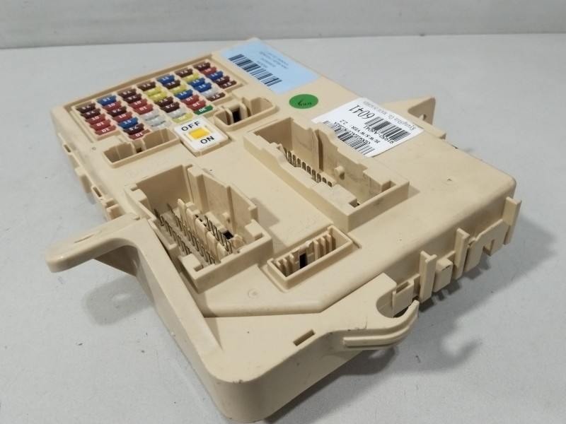 Recambio de caja reles / fusibles para hyundai i30 (gd) 1.4 crdi referencia OEM IAM 91950A6041  