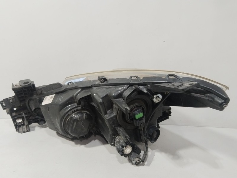 Recambio de faro derecho para mazda 3 (bm, bn) 2.2 d referencia OEM IAM BHR1510K0A  