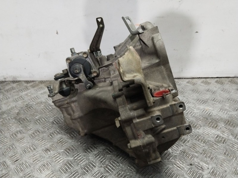 Recambio de caja cambios para toyota yaris (_p1_) 1.3 (ncp10_, scp12_) referencia OEM IAM 303000D020  