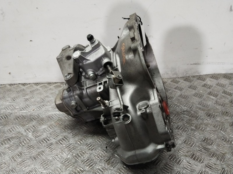 Recambio de caja cambios para opel astra h gtc (a04) 1.6 turbo (l08) referencia OEM IAM 55565177  