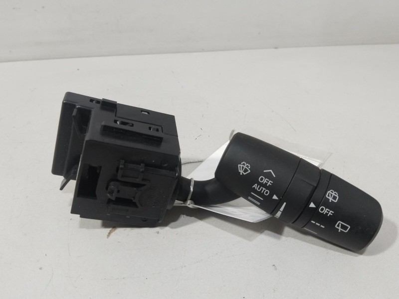 Recambio de mando limpia para mazda 3 (bm, bn) 2.2 d referencia OEM IAM 17F8991  
