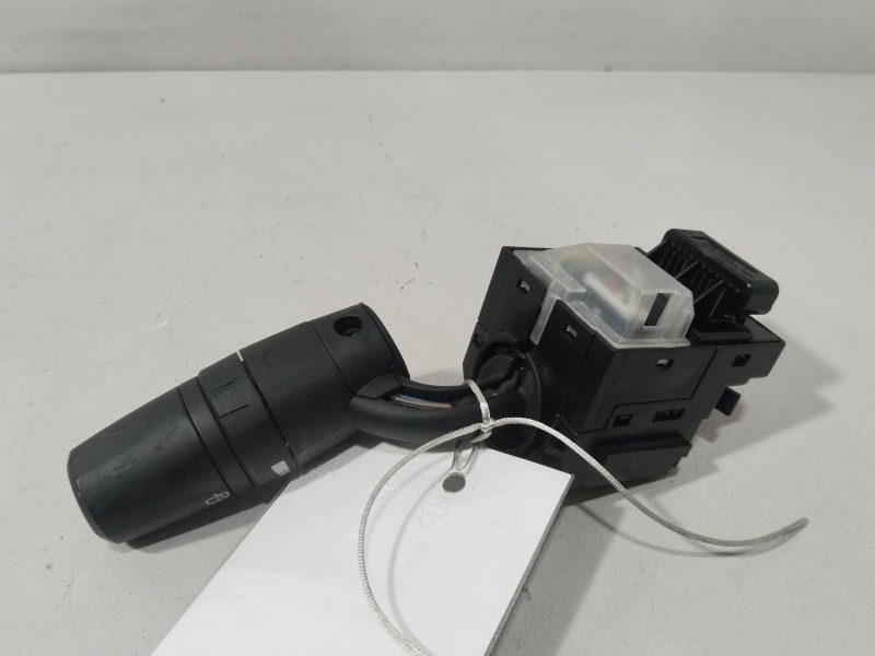 Recambio de mando limpia para mazda 3 (bm, bn) 2.2 d referencia OEM IAM 17F8991  