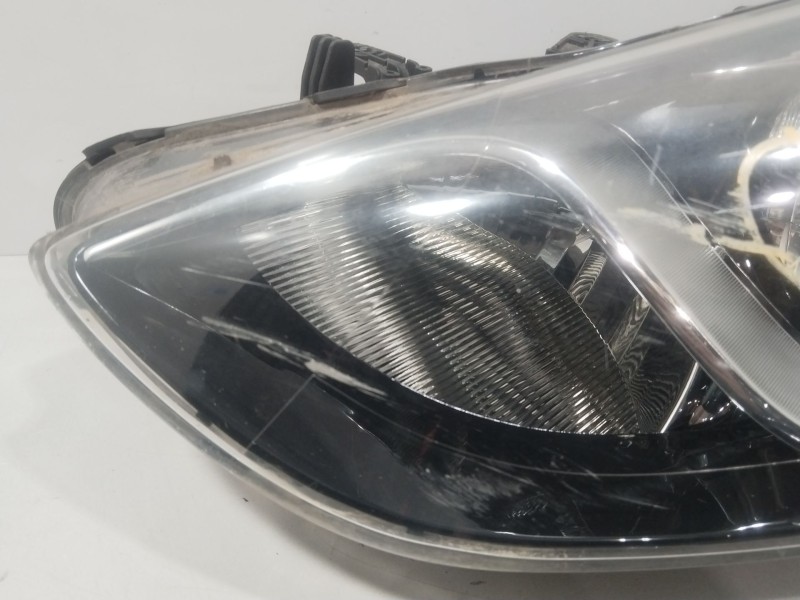Recambio de faro izquierdo para hyundai i30 (gd) 1.4 crdi referencia OEM IAM 92101A6000  