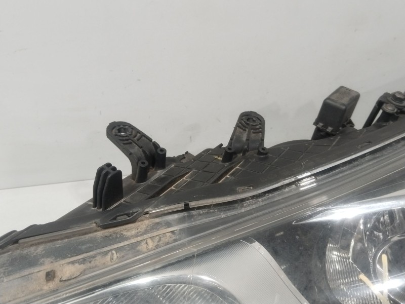 Recambio de faro izquierdo para hyundai i30 (gd) 1.4 crdi referencia OEM IAM 92101A6000  