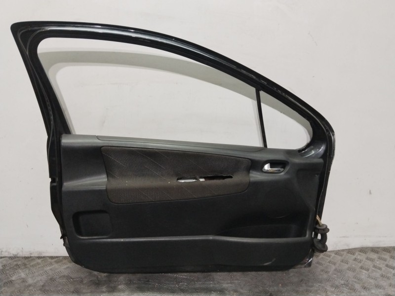 Recambio de puerta delantera izquierda para peugeot 207 xs pack referencia OEM IAM  NEGRO 