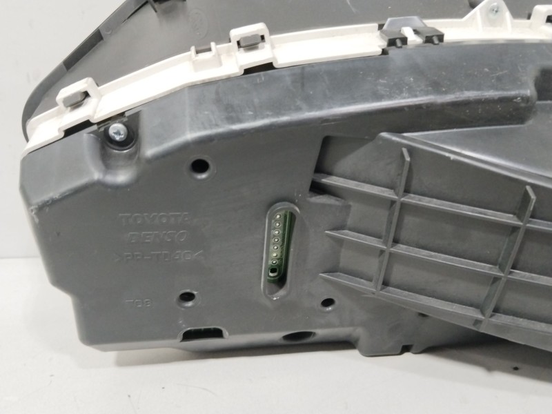 Recambio de cuadro instrumentos para toyota yaris (_p9_) 1.0 vvt-i (ksp90_) referencia OEM IAM 553030D060B0  