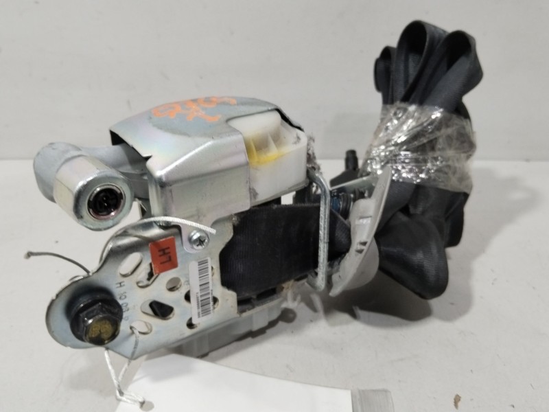 Recambio de cinturon seguridad delantero izquierdo para hyundai i30 (gd) 1.4 crdi referencia OEM IAM 88810A6000TX  