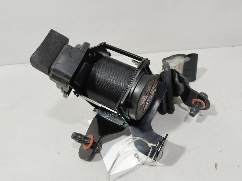 Recambio de cinturon seguridad trasero derecho para hyundai i30 (gd) 1.4 crdi referencia OEM IAM 89820A6000RY  