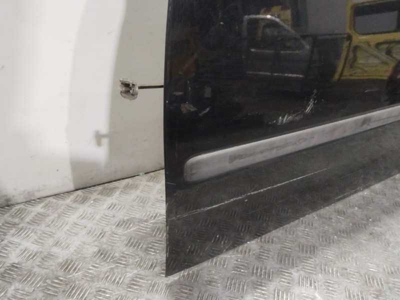 Recambio de puerta delantera izquierda para opel meriva cosmo referencia OEM IAM  NEGRO 