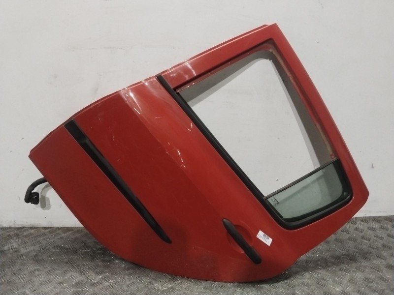 Recambio de puerta trasera izquierda para renault clio iii pack dynamique referencia OEM IAM   