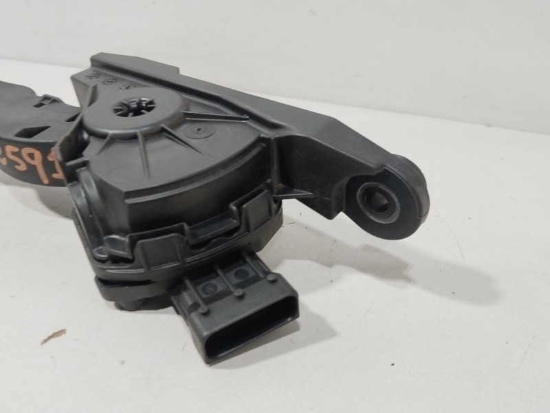 Recambio de pedal acelerador para kia rio iii (ub) 1.25 cvvt referencia OEM IAM 327001W000  
