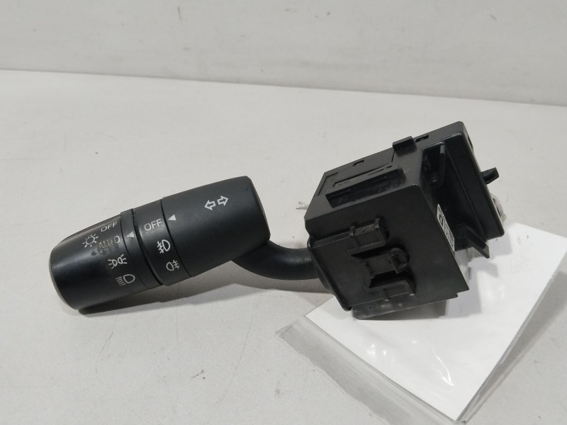 Recambio de mando luces para mazda 3 (bm, bn) 2.2 d referencia OEM IAM 17J397  