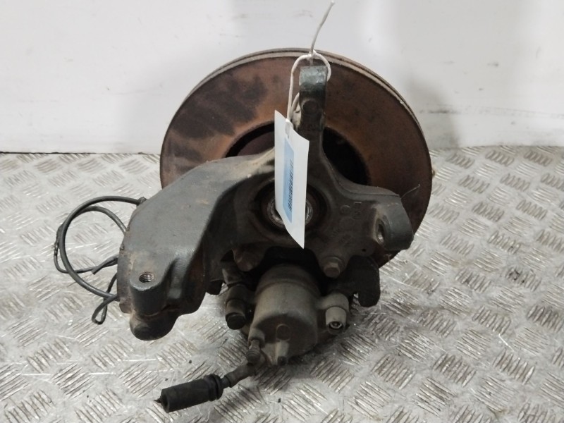 Recambio de mangueta delantera derecha para ford focus c-max (dm2) 1.8 referencia OEM IAM 1420861  