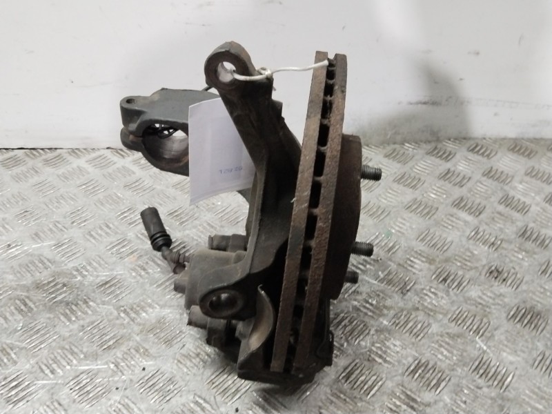 Recambio de mangueta delantera derecha para ford focus c-max (dm2) 1.8 referencia OEM IAM 1420861  