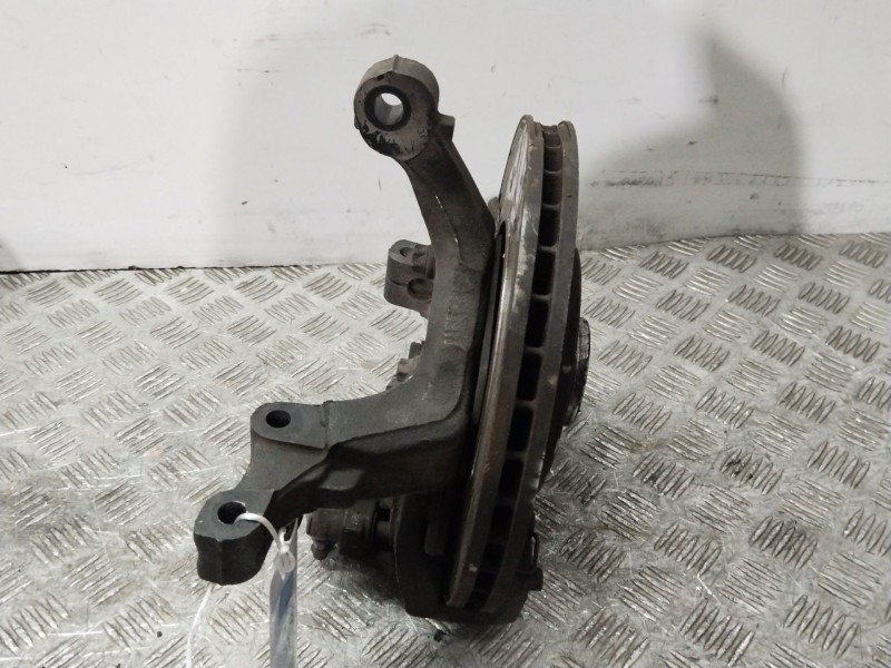 Recambio de mangueta delantera izquierda para opel astra h (a04) 1.7 cdti (l48) referencia OEM IAM 13156037  