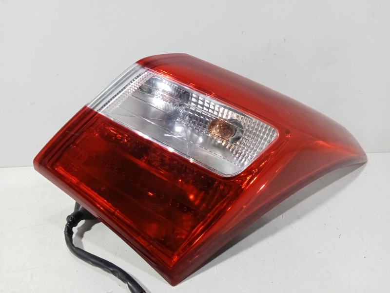 Recambio de piloto trasero derecho para hyundai i30 (gd) 1.4 crdi referencia OEM IAM 92402A50  